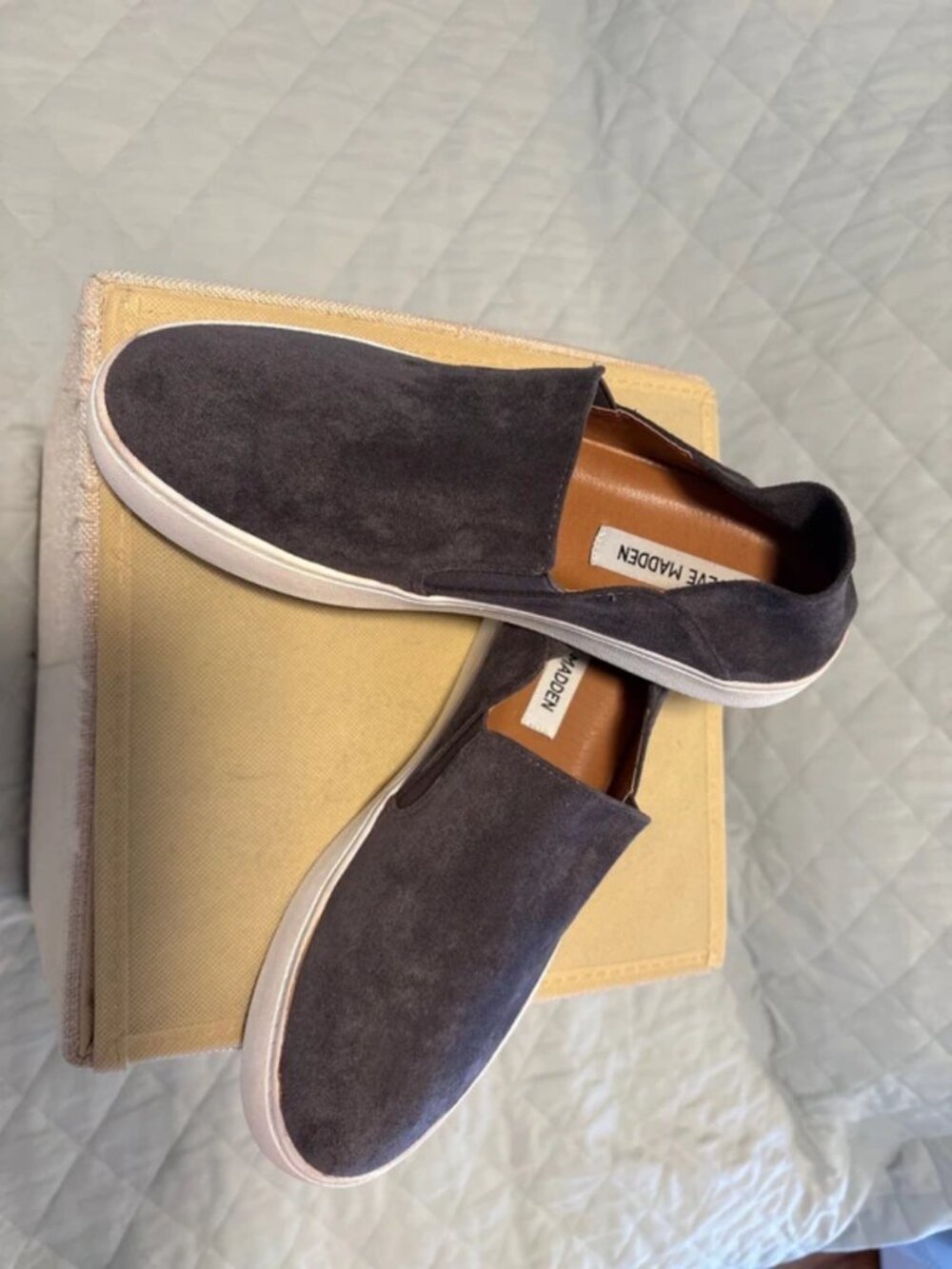 Steve Madden microfiber slip-on